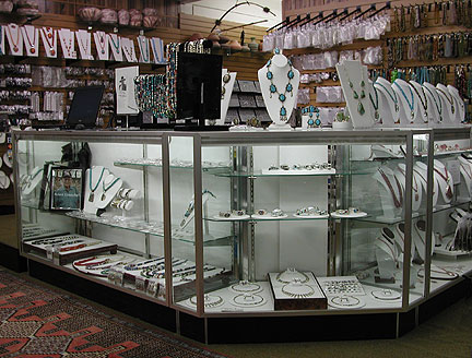http://www.selectlinesdenver.com/ebay/store003.jpg